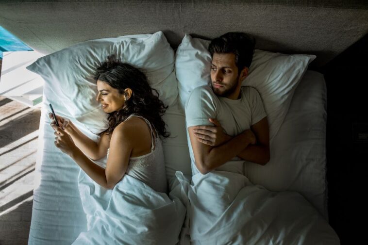 How to Handle Jealousy in a Relationship Without Regretting Your Behaviour