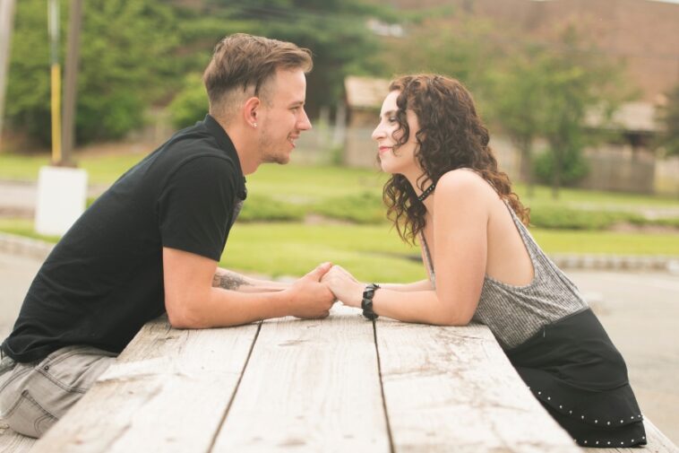 10 Better Ways to Make Your Relationship a Priority and Put in the Effort to Maintain It