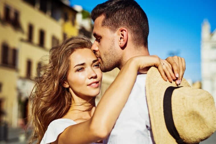 How to Navigate the Thin Line Between Fear and Love in Your Relationship