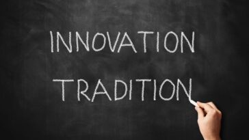 How to Navigate the Thin Line Between Tradition and Innovation in Your Relationship