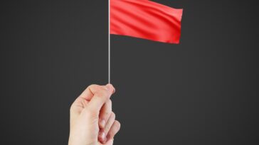 20 Reasons You Suck at Spotting Relationship Red Flags