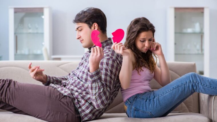 Reasons You Suck at Avoiding Temptations in Your Relationship