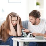 How to Handle Money in a Relationship