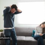 How to Tell Unhappy Parents You're Pregnant